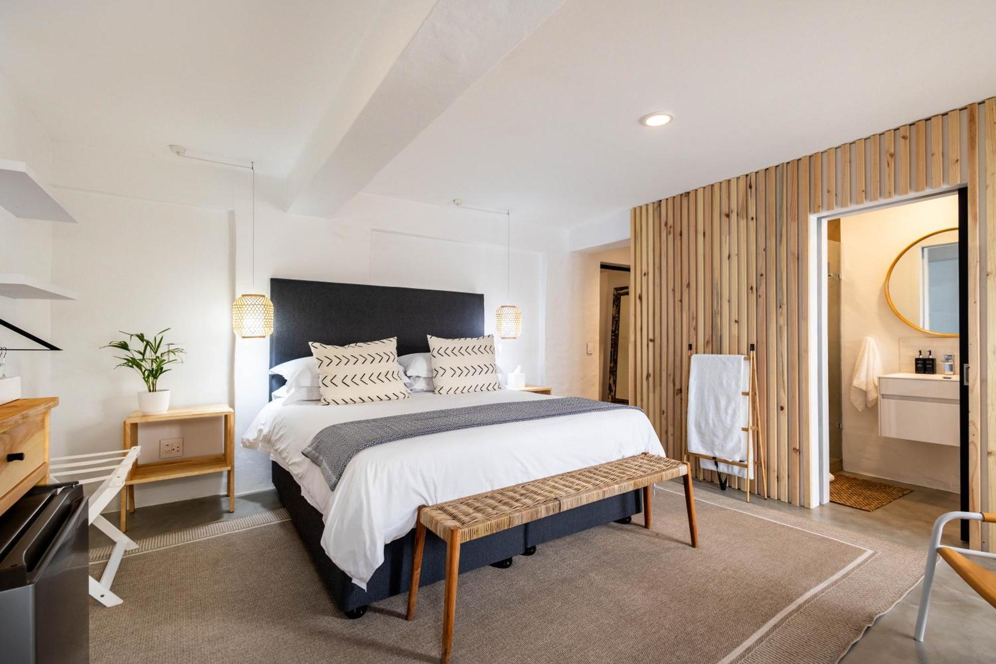 Eleven Hotel Плетенбърг Бей Екстериор снимка
