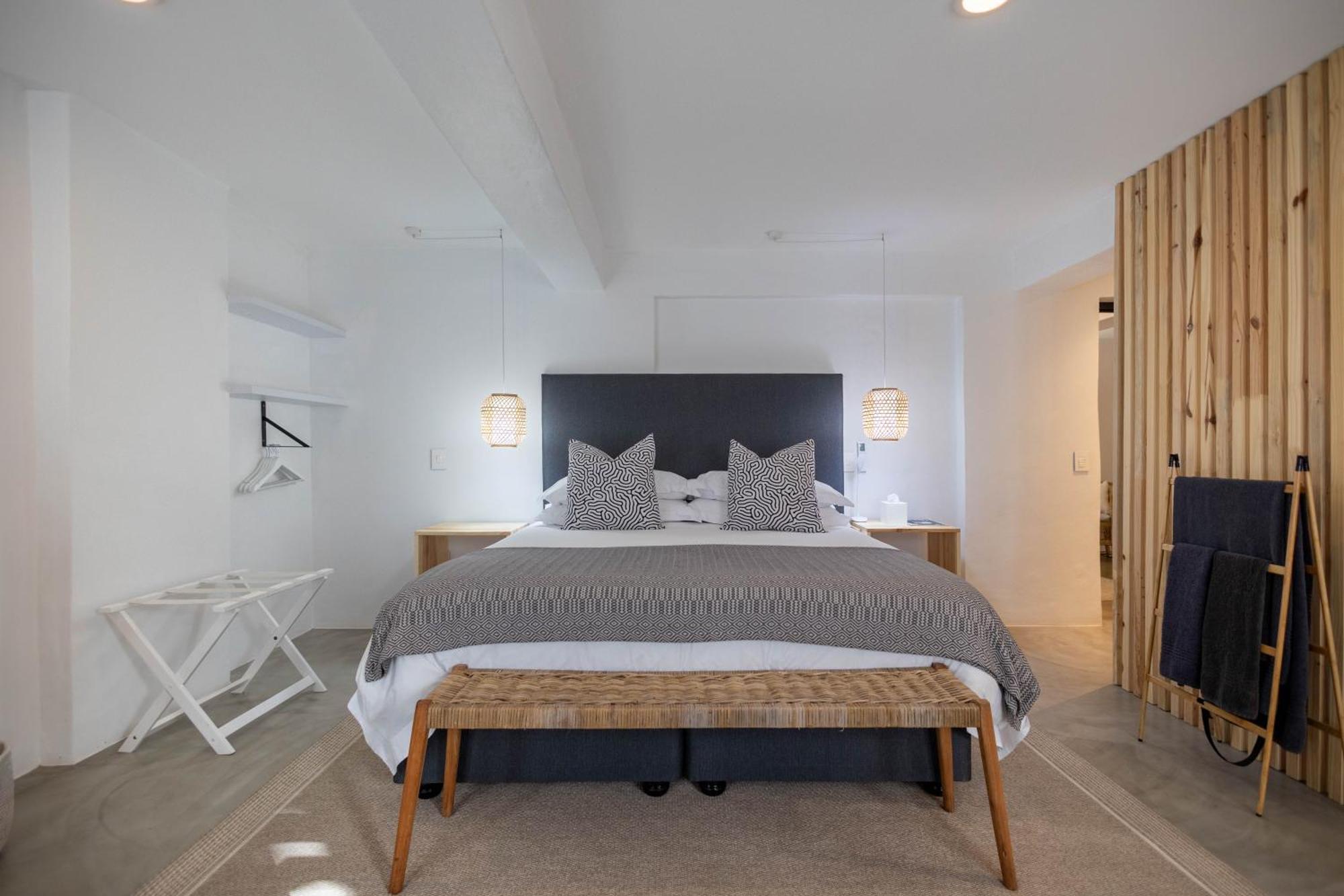 Eleven Hotel Плетенбърг Бей Екстериор снимка